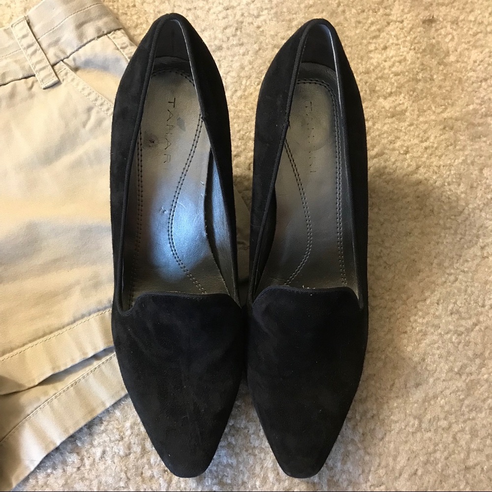 Tahari suede Jada heels black 9M EUC
